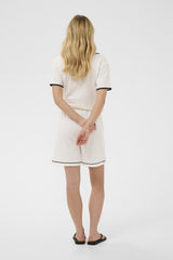 CREAM SHORT FEMME