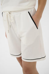 CREAM SHORT FEMME