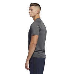 Adidas t / shirt