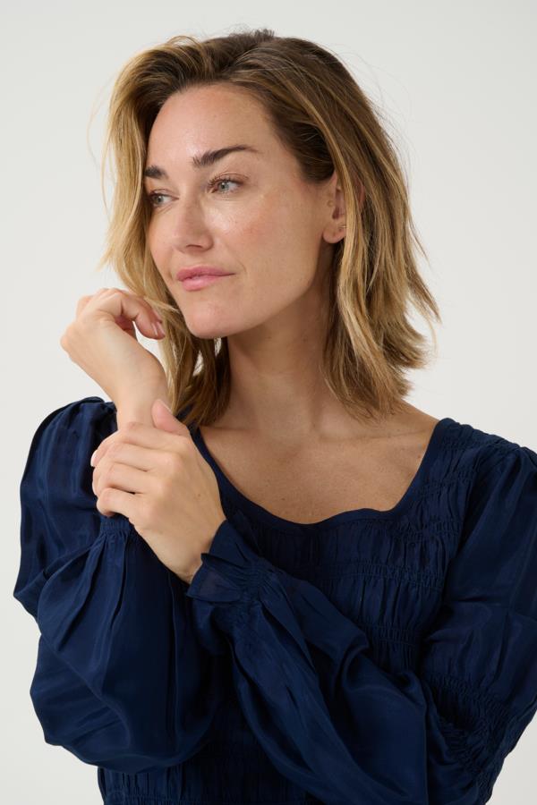 CREAM BLOUSE FEMME